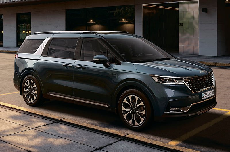Группа компаний Allur объявляет цены и комплектации Kia Carnival в Казахстане